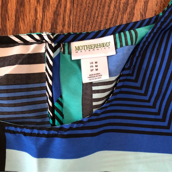 Bundle of 4 Sleeveless Maternity Blouses - Picture 5 of 11